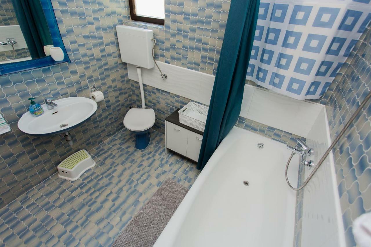 Apartments Pinery Makarska Kültér fotó